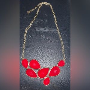 Women’s necklace